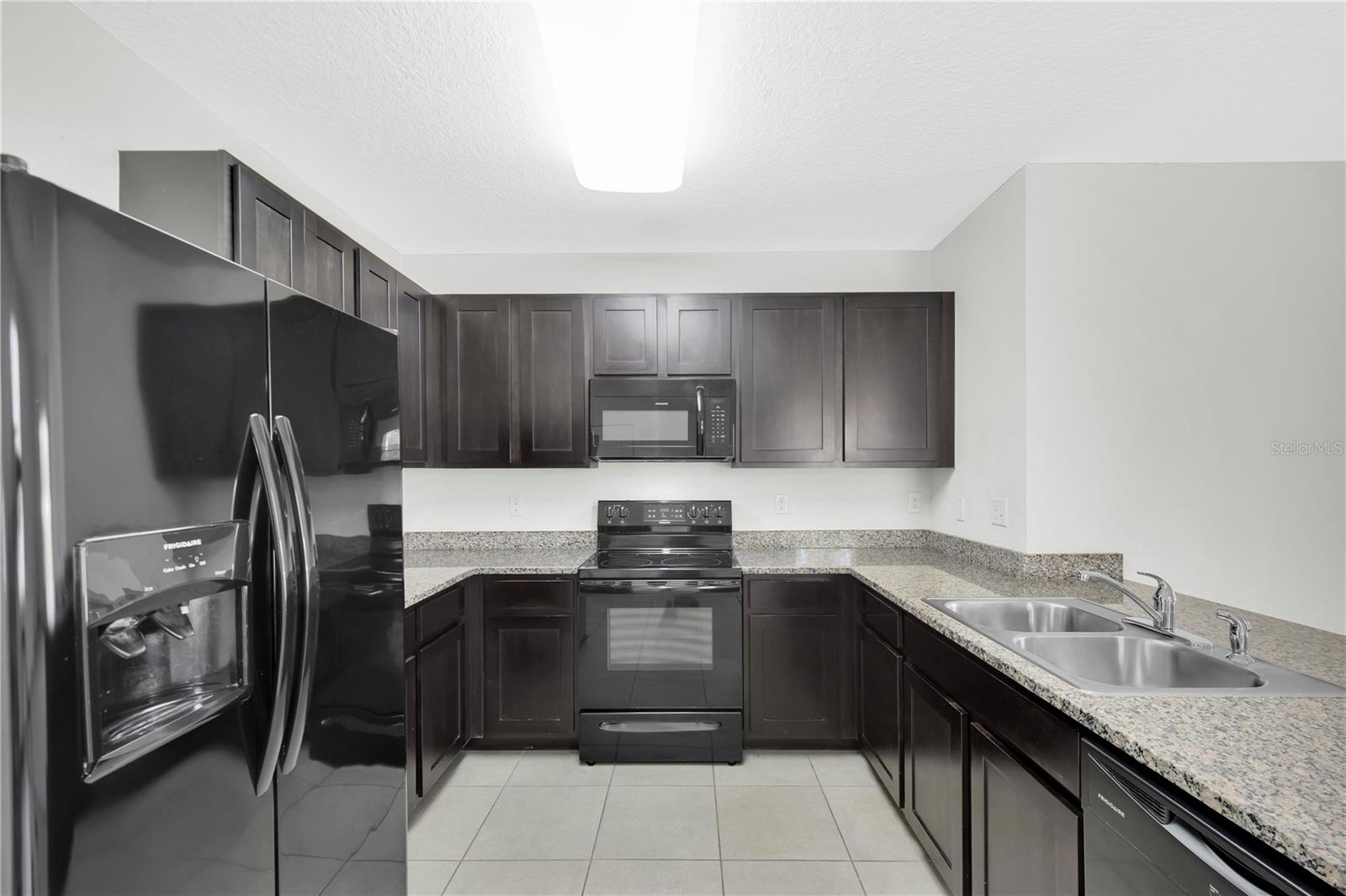 Image 3 of 34 For 3608 Diamond Leaf Court