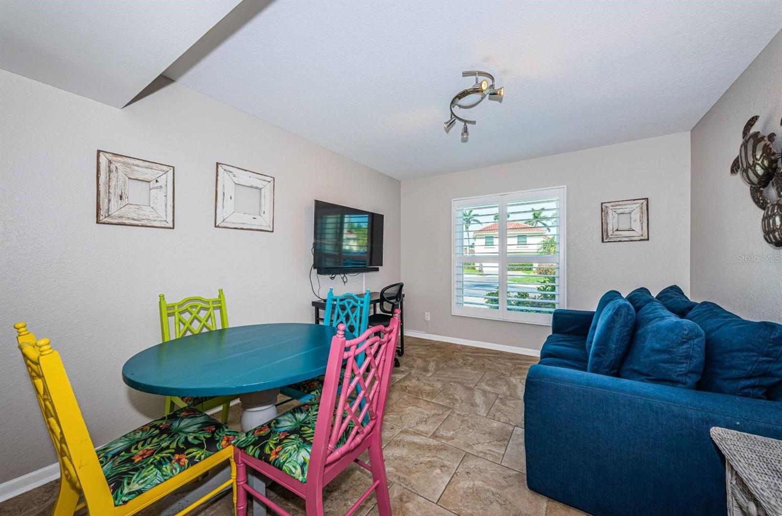 Image 4 of 18 For 6107 Mirada Circle