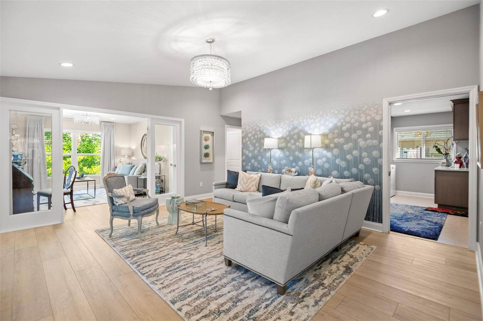 Image 12 of 54 For 8 Ambleside Drive