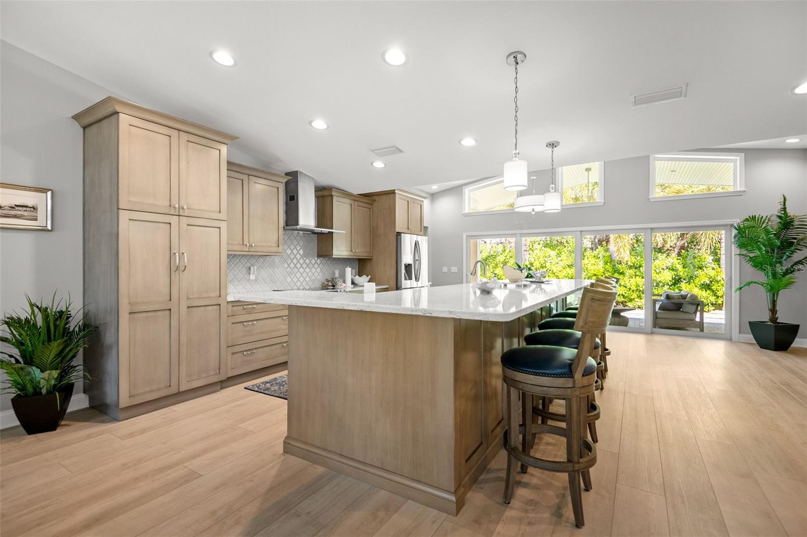 Image 17 of 54 For 8 Ambleside Drive