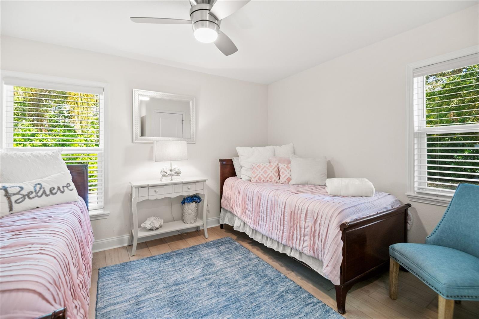 Image 40 of 54 For 8 Ambleside Drive