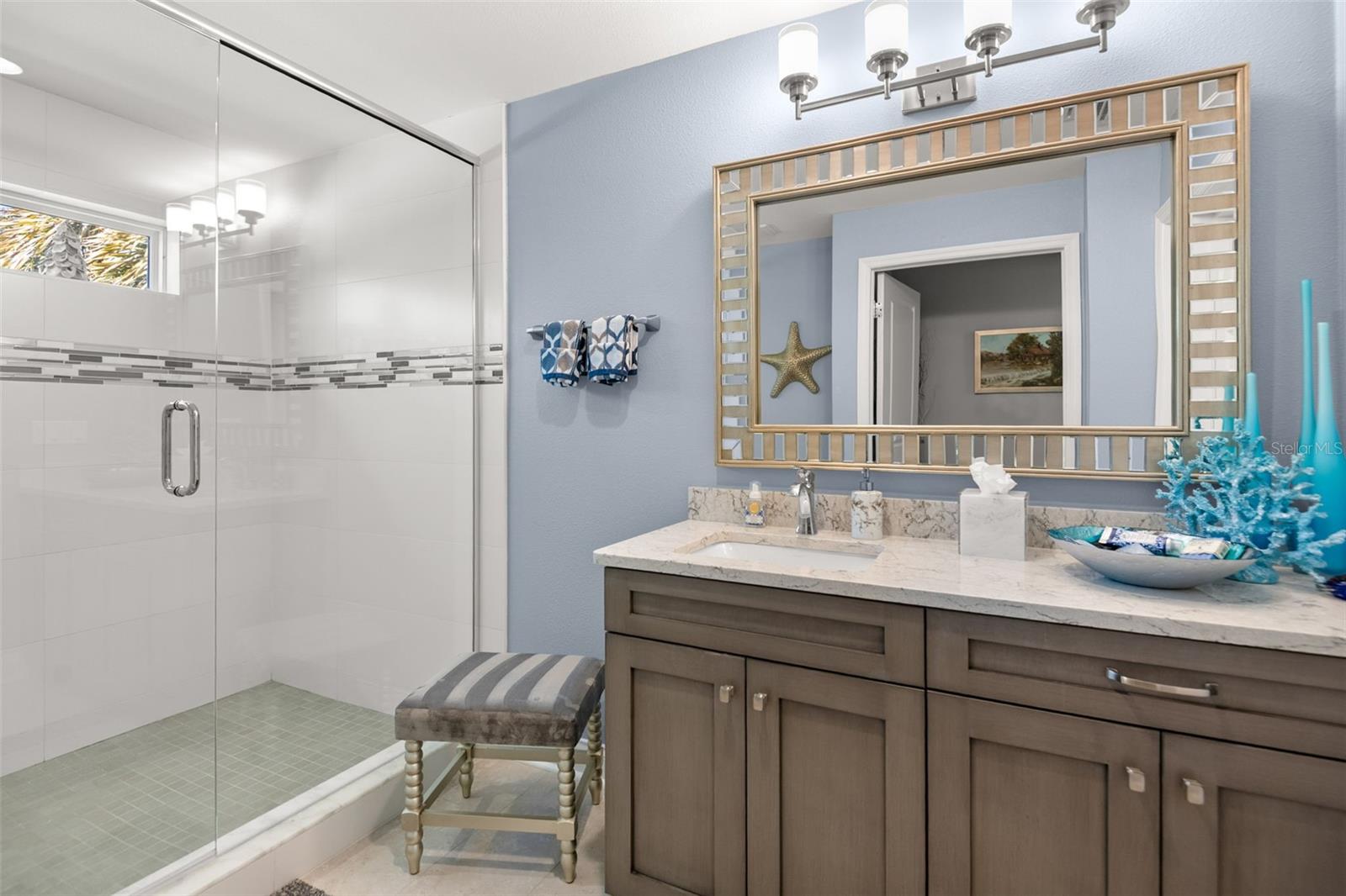 Image 42 of 54 For 8 Ambleside Drive