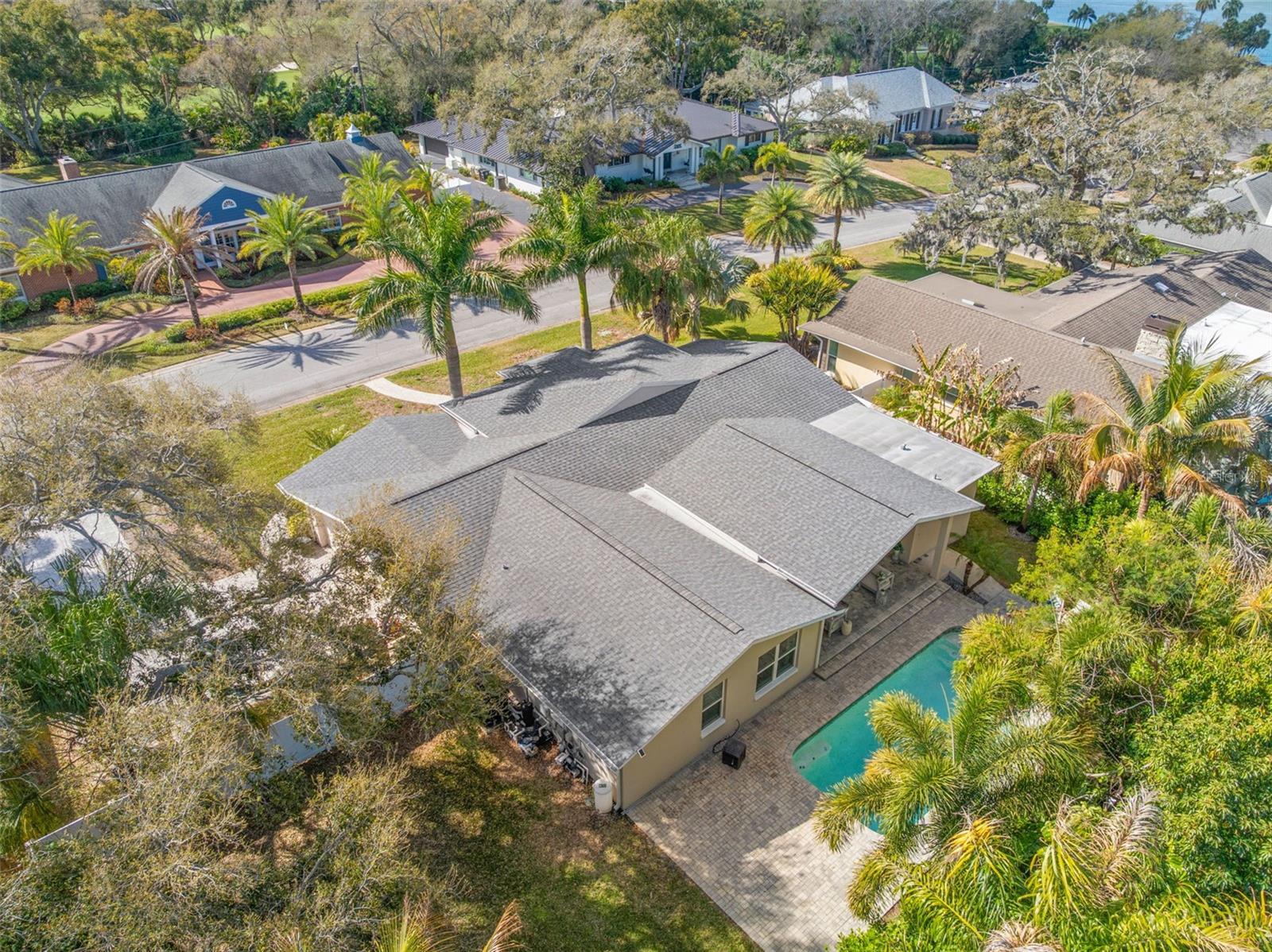 Image 46 of 54 For 8 Ambleside Drive