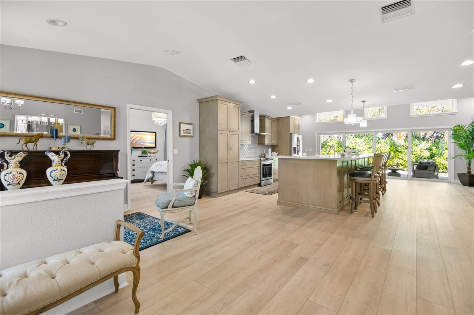 Image 8 of 54 For 8 Ambleside Drive