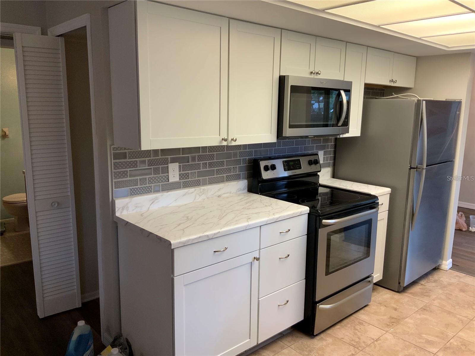 Image 11 of 25 For 2067 Red Cedar Lane