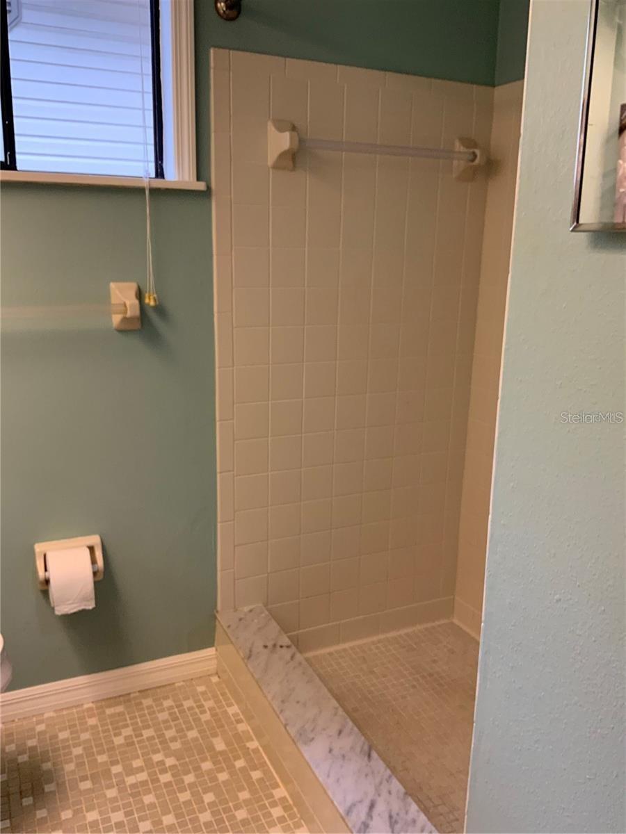 Image 17 of 25 For 2067 Red Cedar Lane