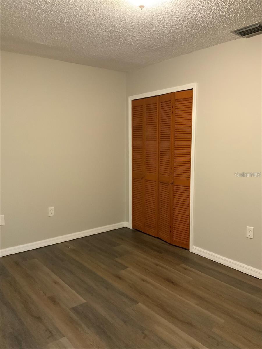 Image 20 of 25 For 2067 Red Cedar Lane