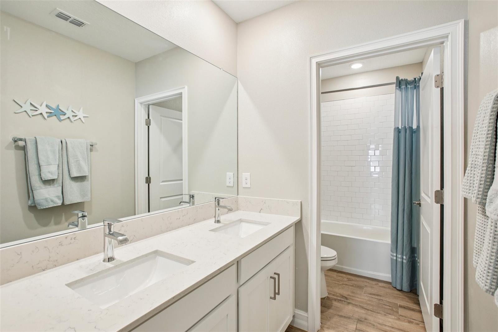 Image 24 of 45 For 8289 Olympic Stone Circle