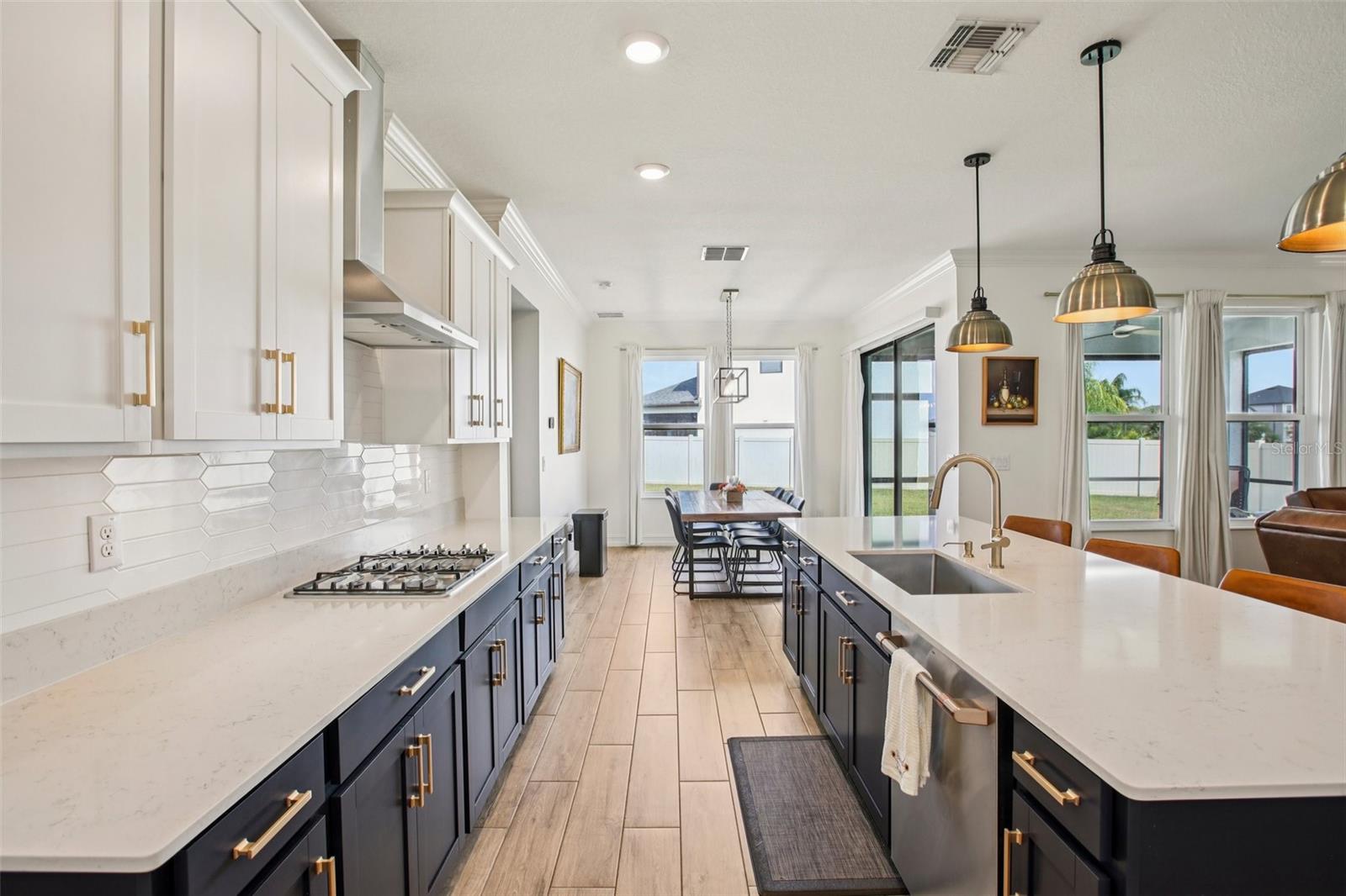 Image 9 of 45 For 8289 Olympic Stone Circle