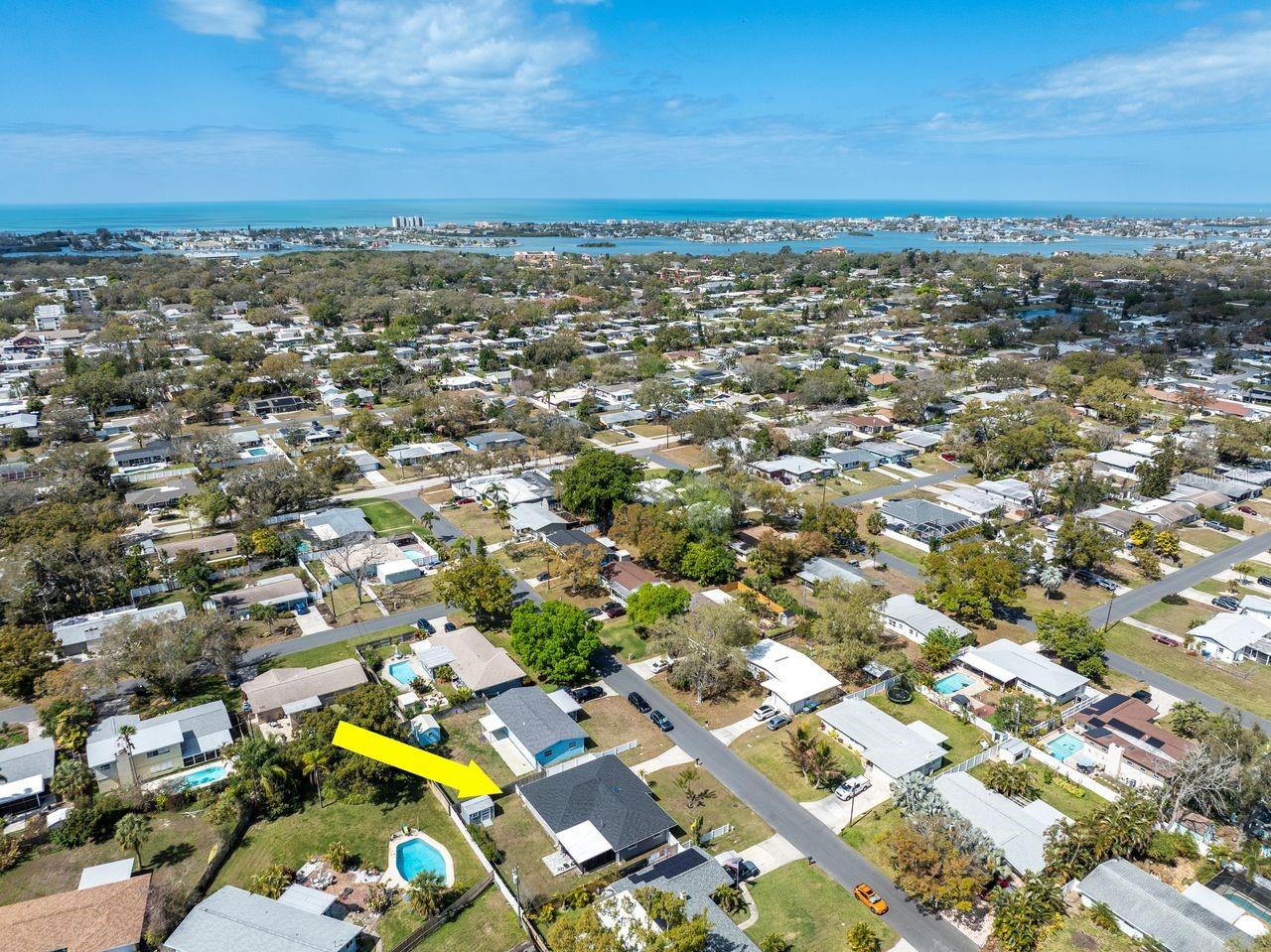 Image 52 of 59 For 13596 Croft Drive N