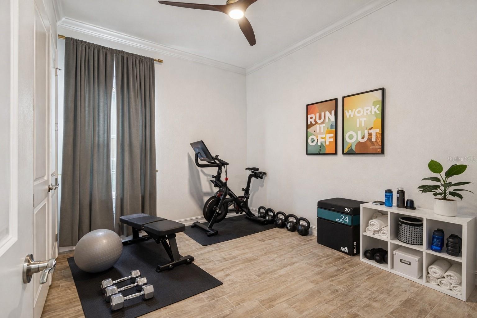 Image 19 of 38 For 18316 Leafmore Street