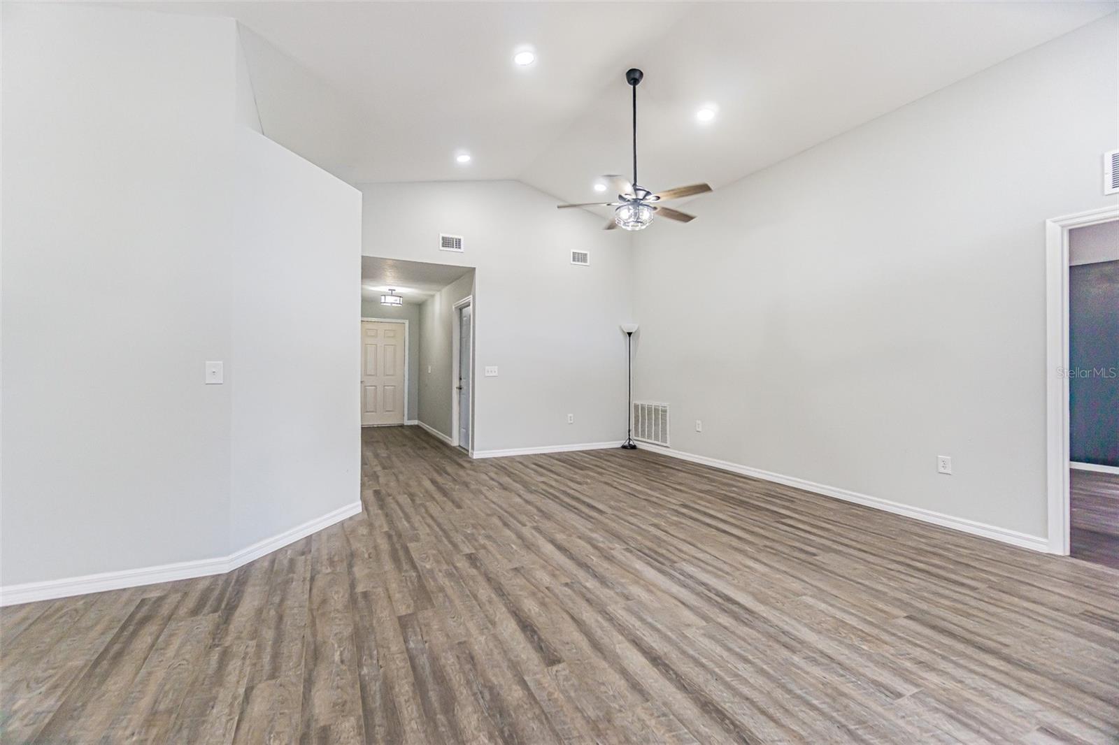 Image 13 of 30 For 301 Sugar Creek Drive