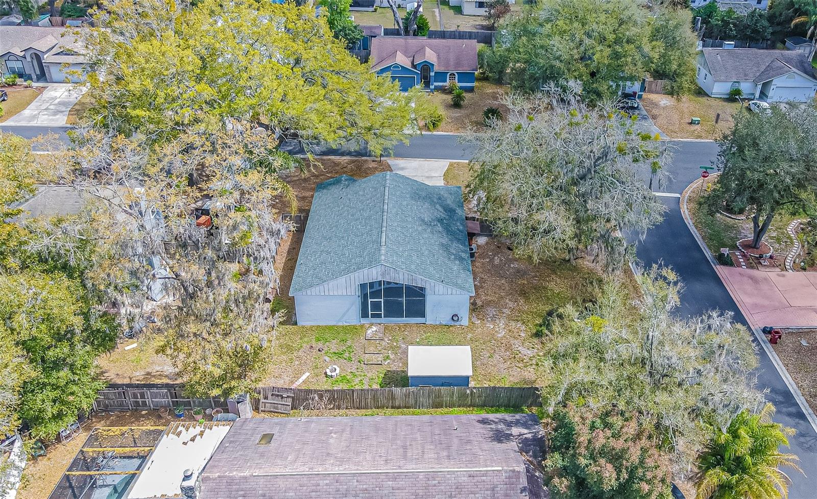 Image 24 of 30 For 301 Sugar Creek Drive