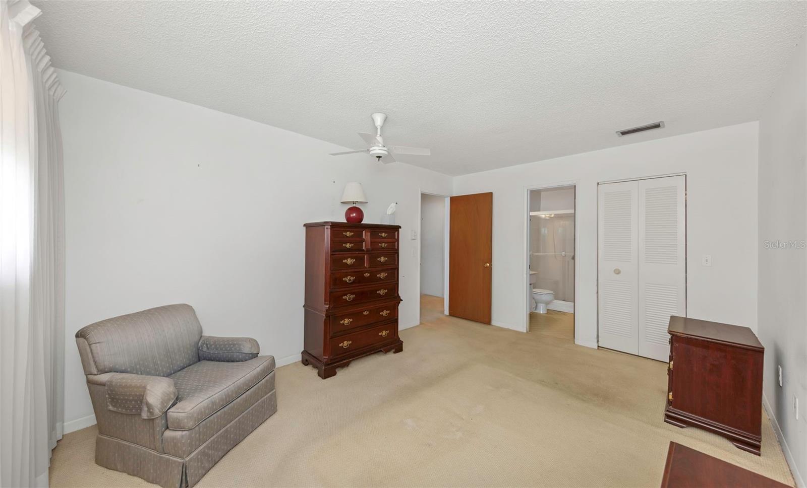 Image 21 of 39 For 5750 80th Street N B-206