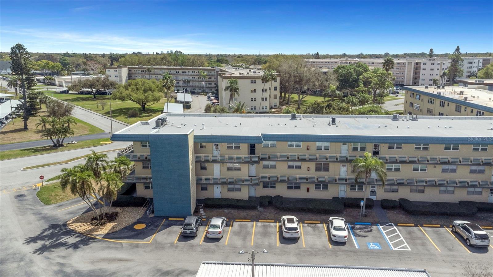 Image 31 of 39 For 5750 80th Street N B-206