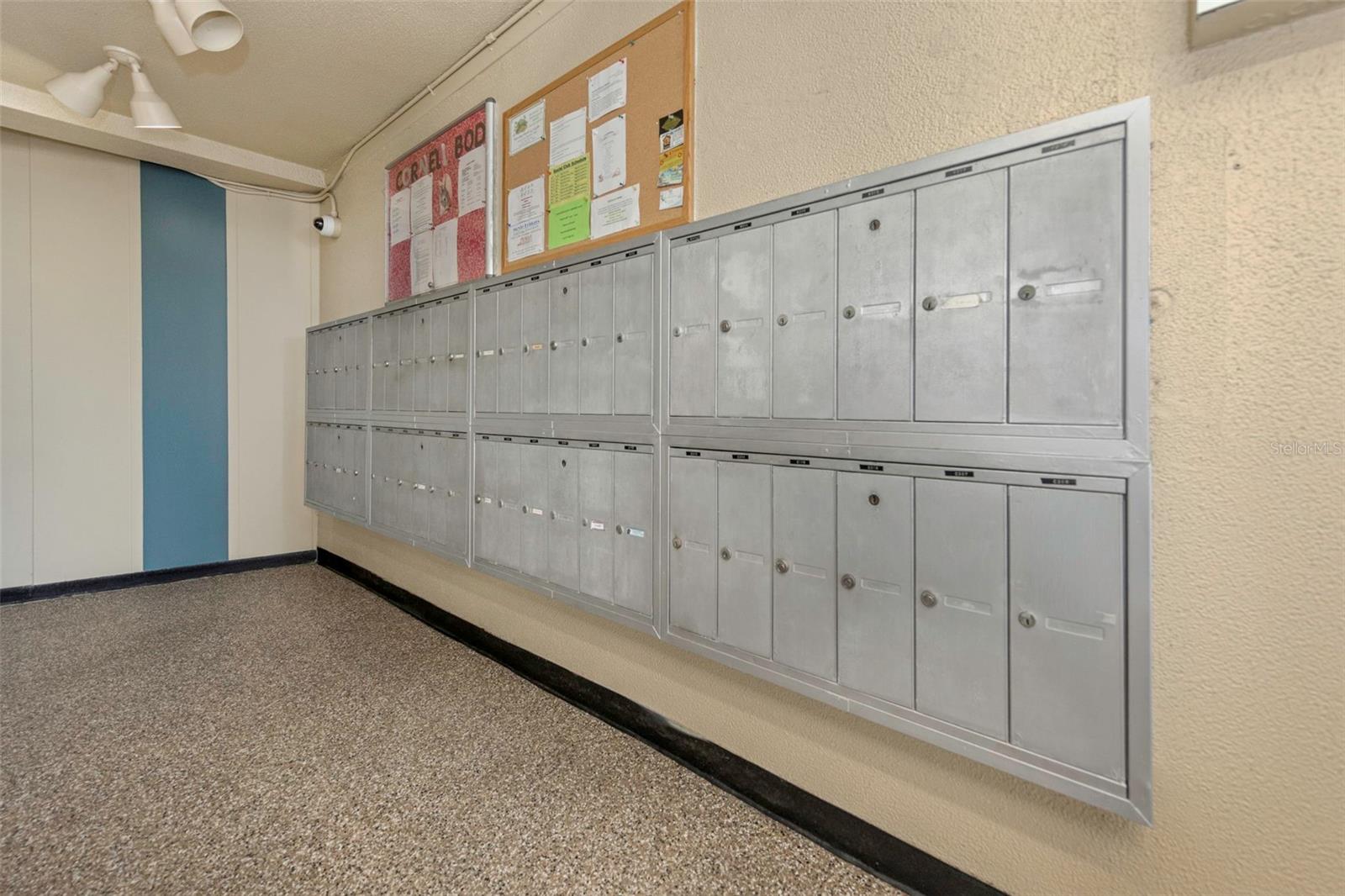 Image 35 of 39 For 5750 80th Street N B-206