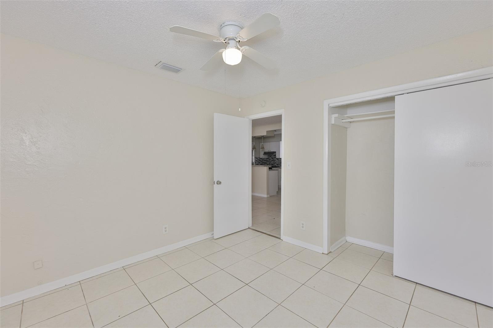 Image 17 of 32 For 1283 Palm Street B