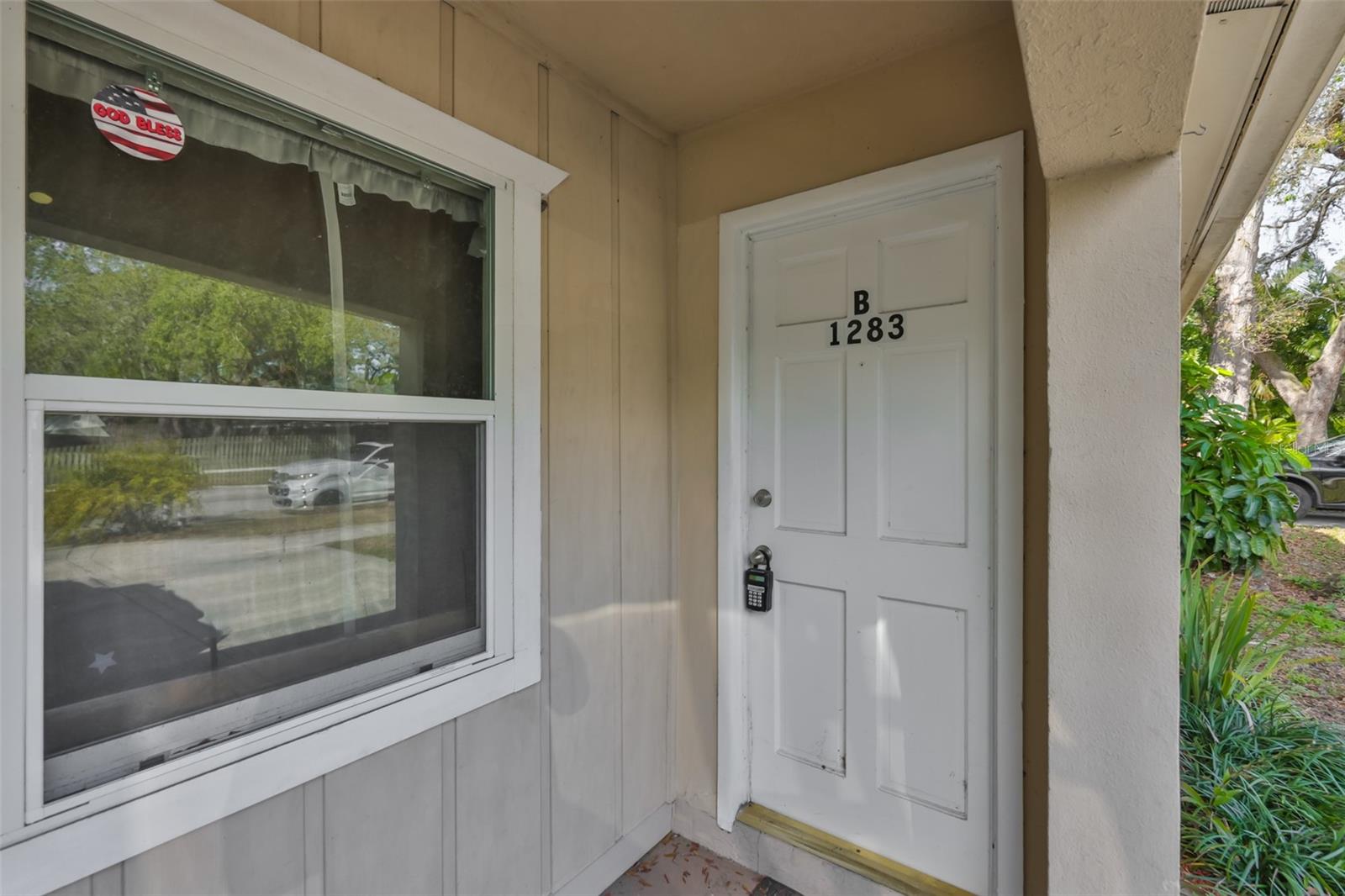 Image 4 of 32 For 1283 Palm Street B