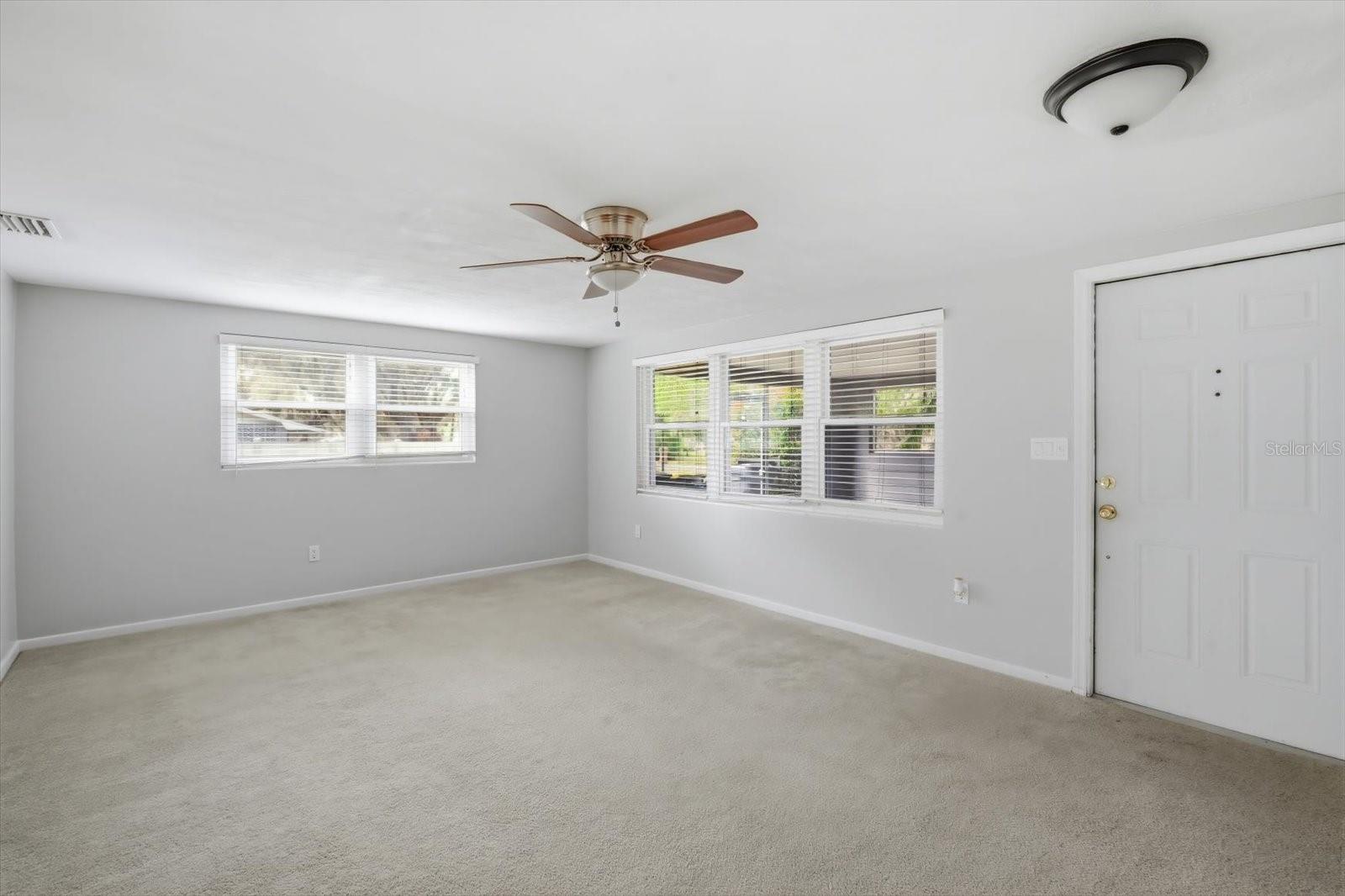 Image 6 of 28 For 7016 Davin Street