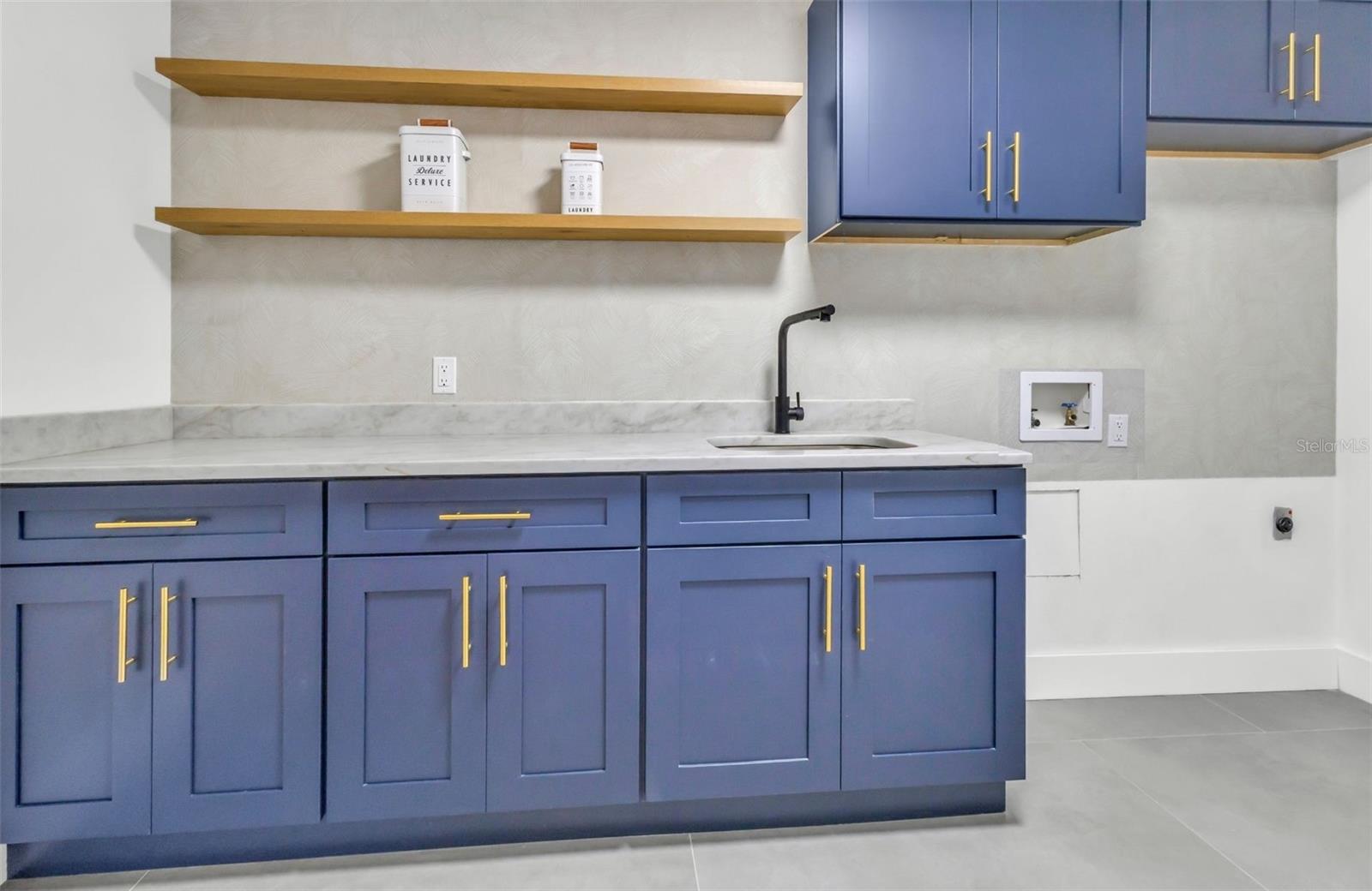 Image 37 of 60 For 3033 Wister Circle