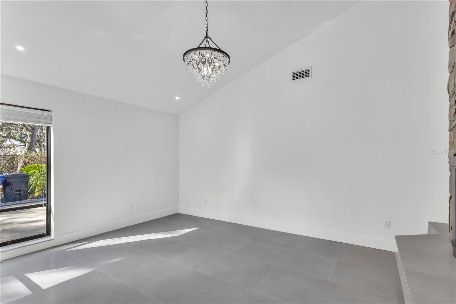 Image 6 of 60 For 3033 Wister Circle