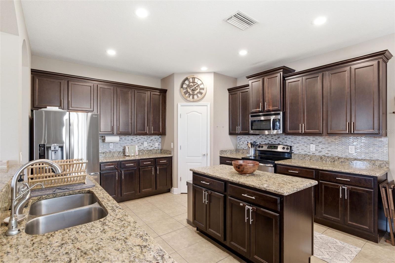 Image 25 of 36 For 6024 6th Street