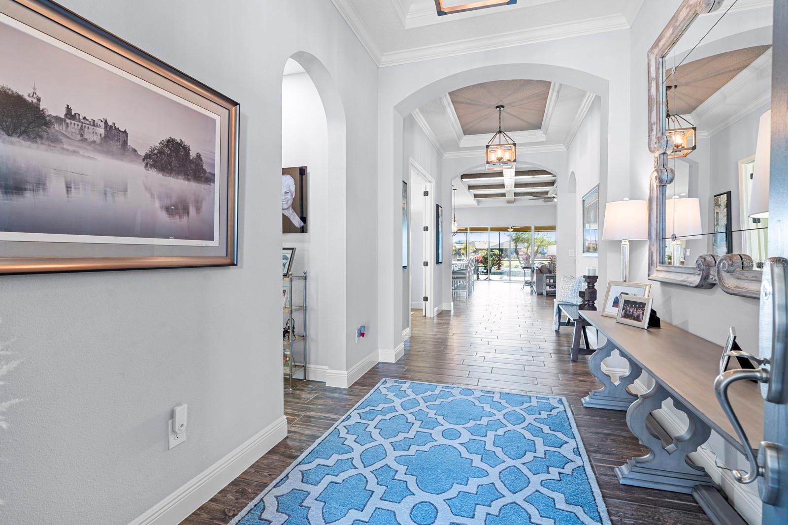 Listing photo id 4 for 7328 Paradiso Drive