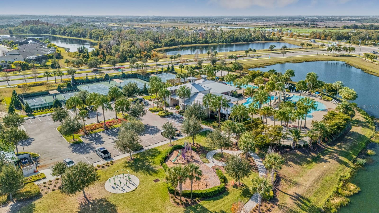 Listing photo id 69 for 7328 Paradiso Drive