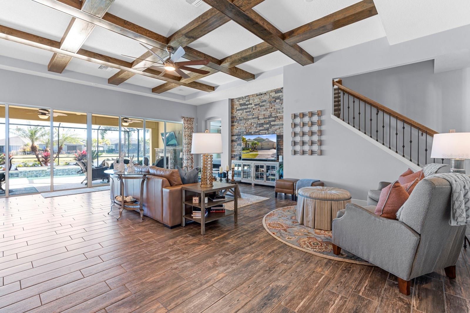 Listing photo id 7 for 7328 Paradiso Drive