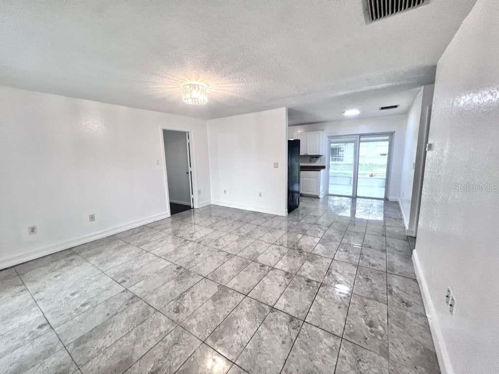 Image 12 of 41 For 3409 Vorden Street