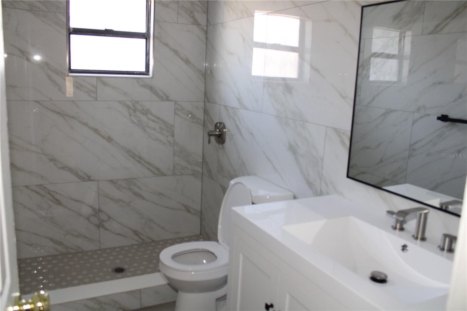 Image 9 of 13 For 11637 Kerry Court