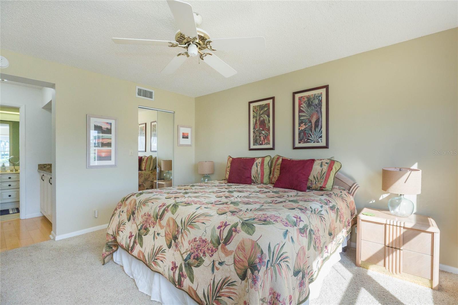 Image 18 of 36 For 6080 Bahia Del Mar Circle 113