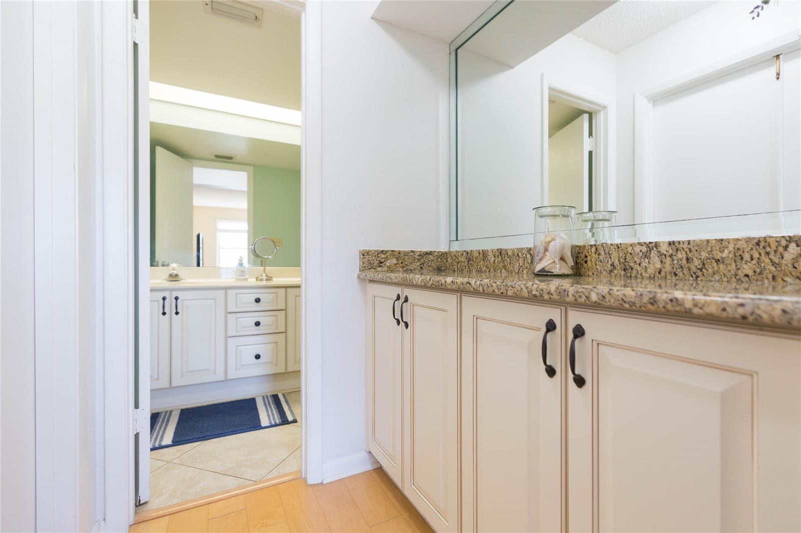 Image 21 of 36 For 6080 Bahia Del Mar Circle 113