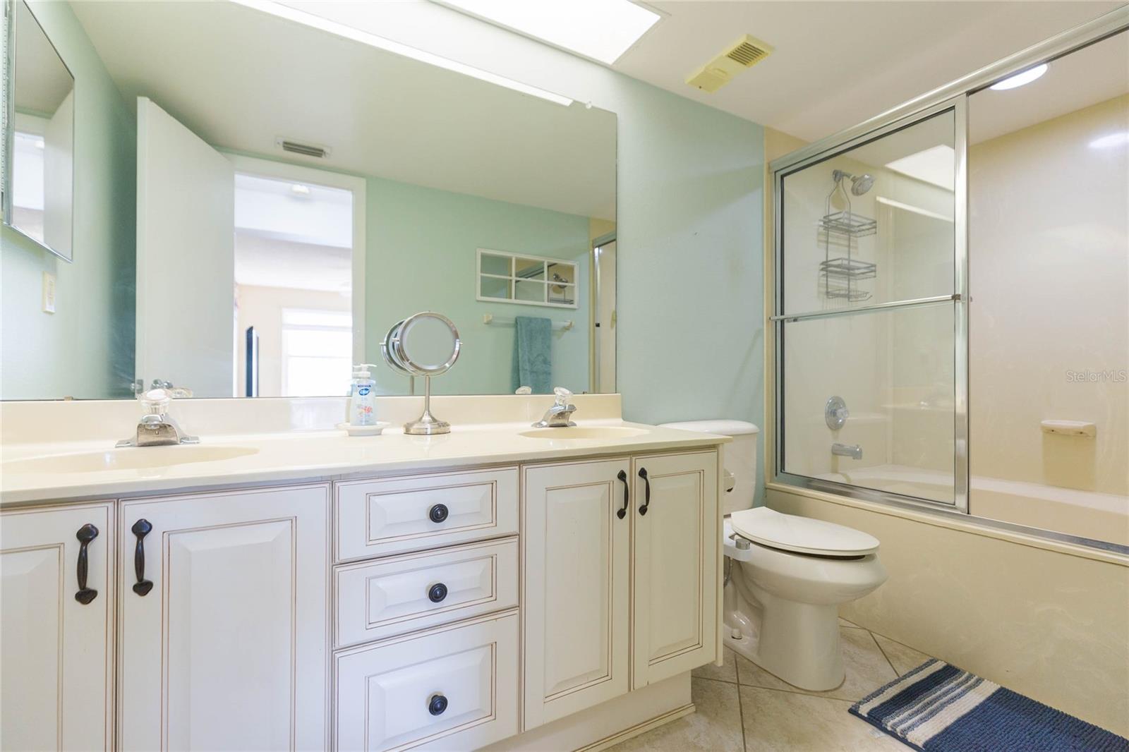 Image 24 of 36 For 6080 Bahia Del Mar Circle 113