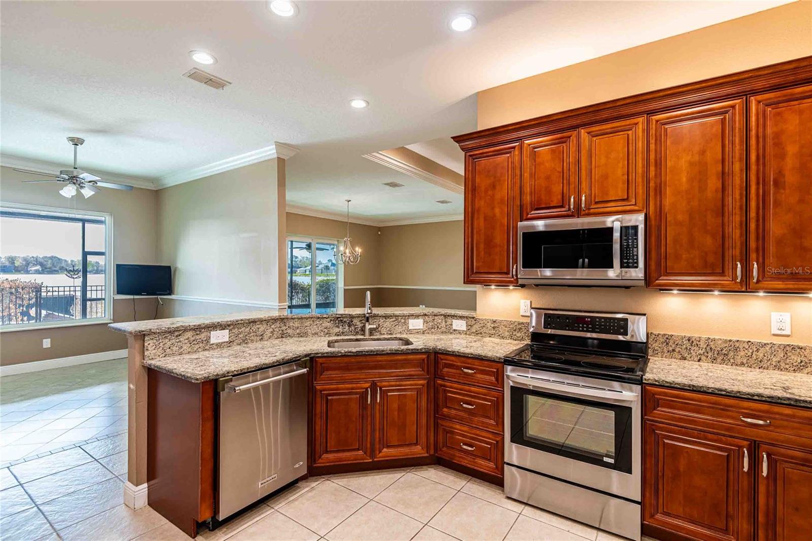 Image 17 of 32 For 6716 Magnolia Point Drive