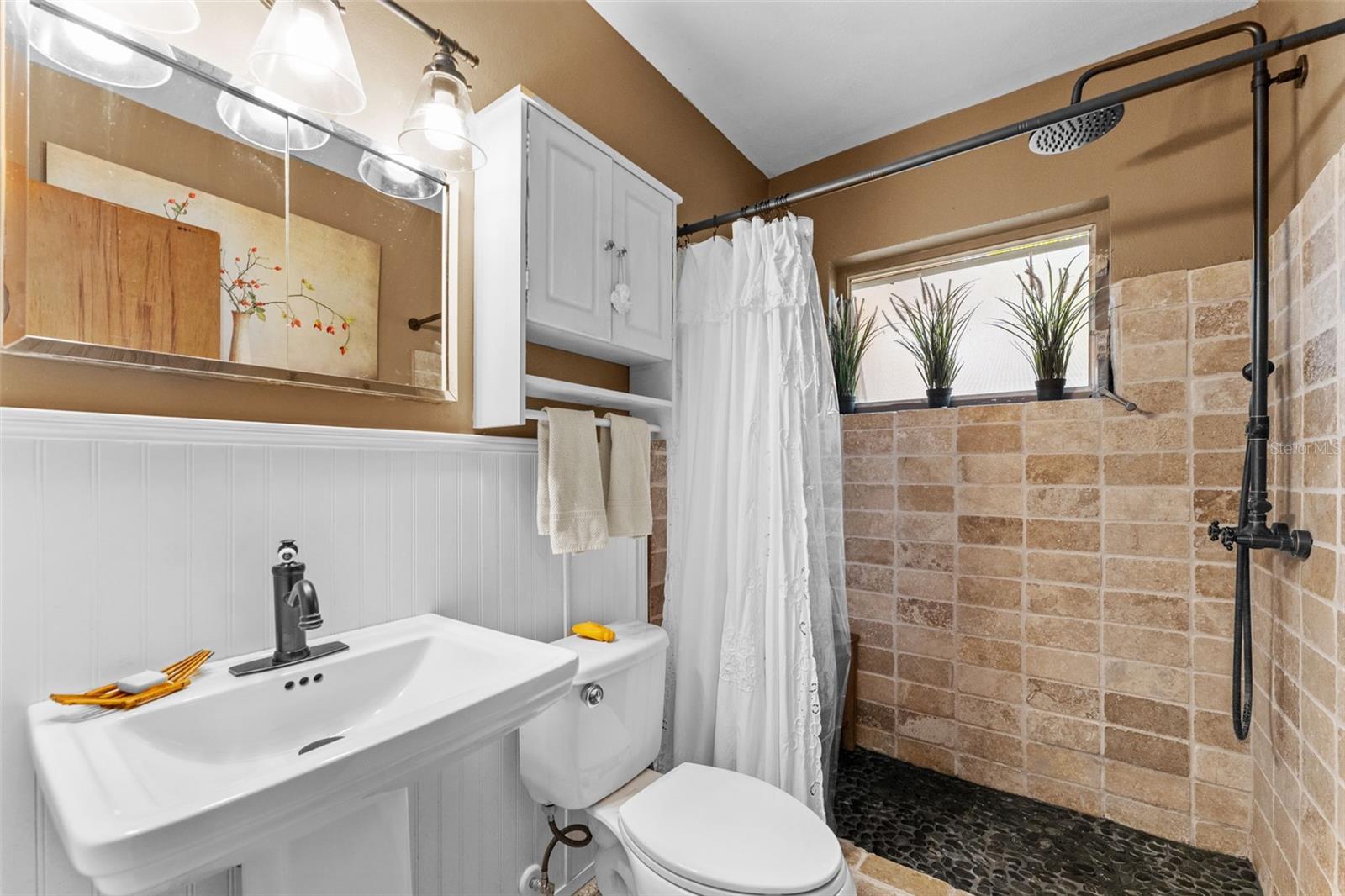 Image 15 of 28 For 701 52nd Avenue S