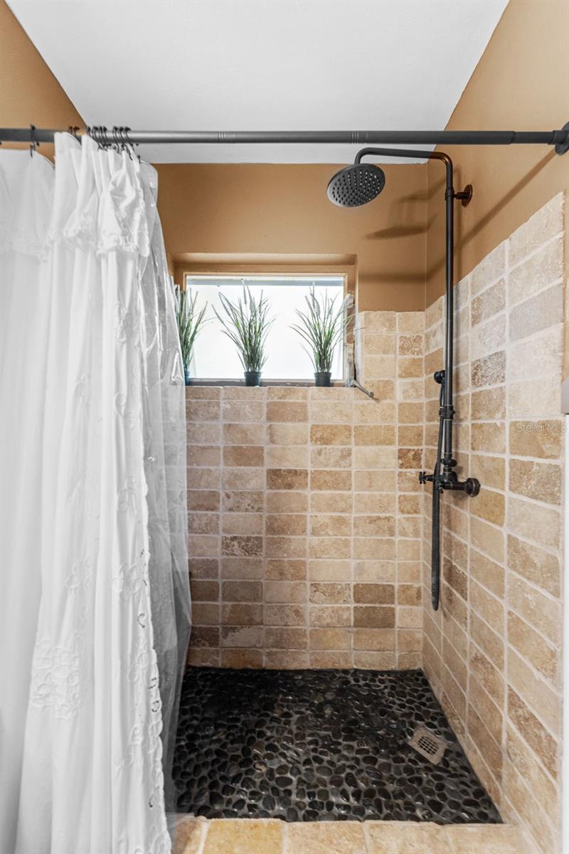 Image 16 of 28 For 701 52nd Avenue S