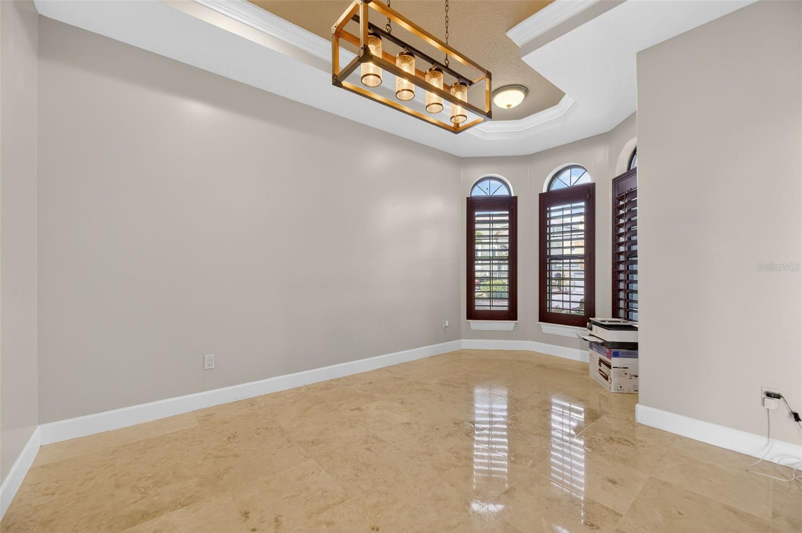 Image 12 of 100 For 912 Symphony Beach Lane