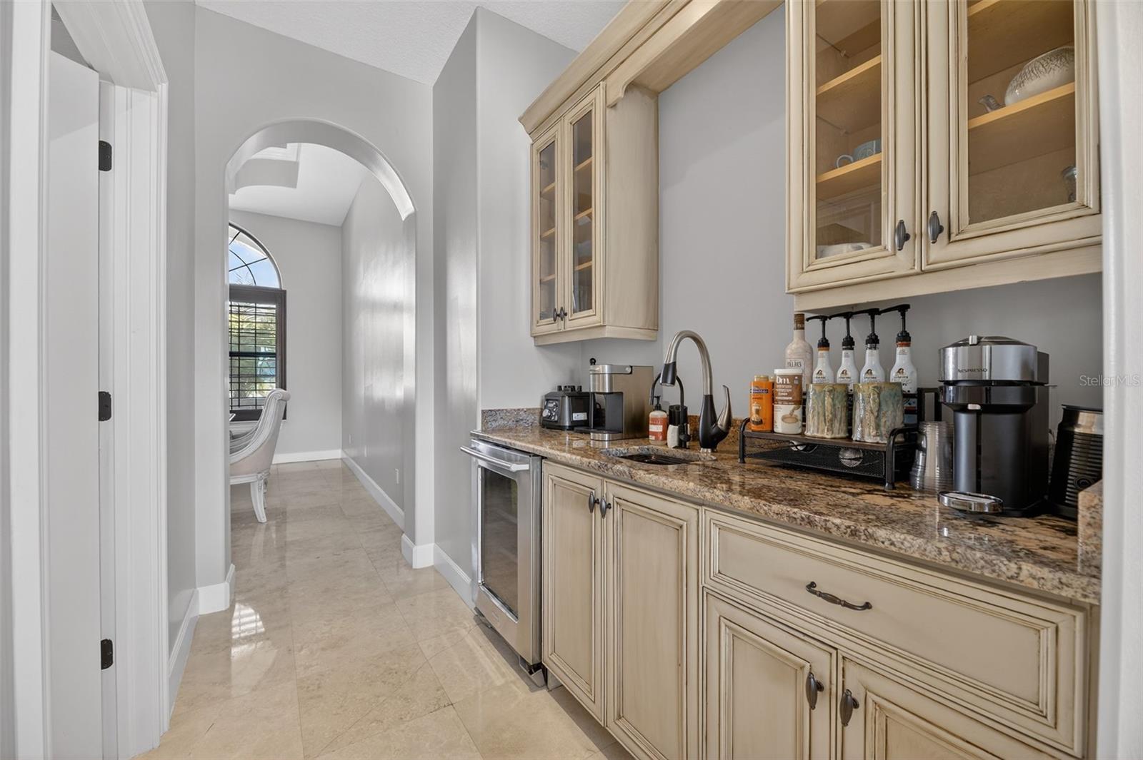 Image 14 of 100 For 912 Symphony Beach Lane