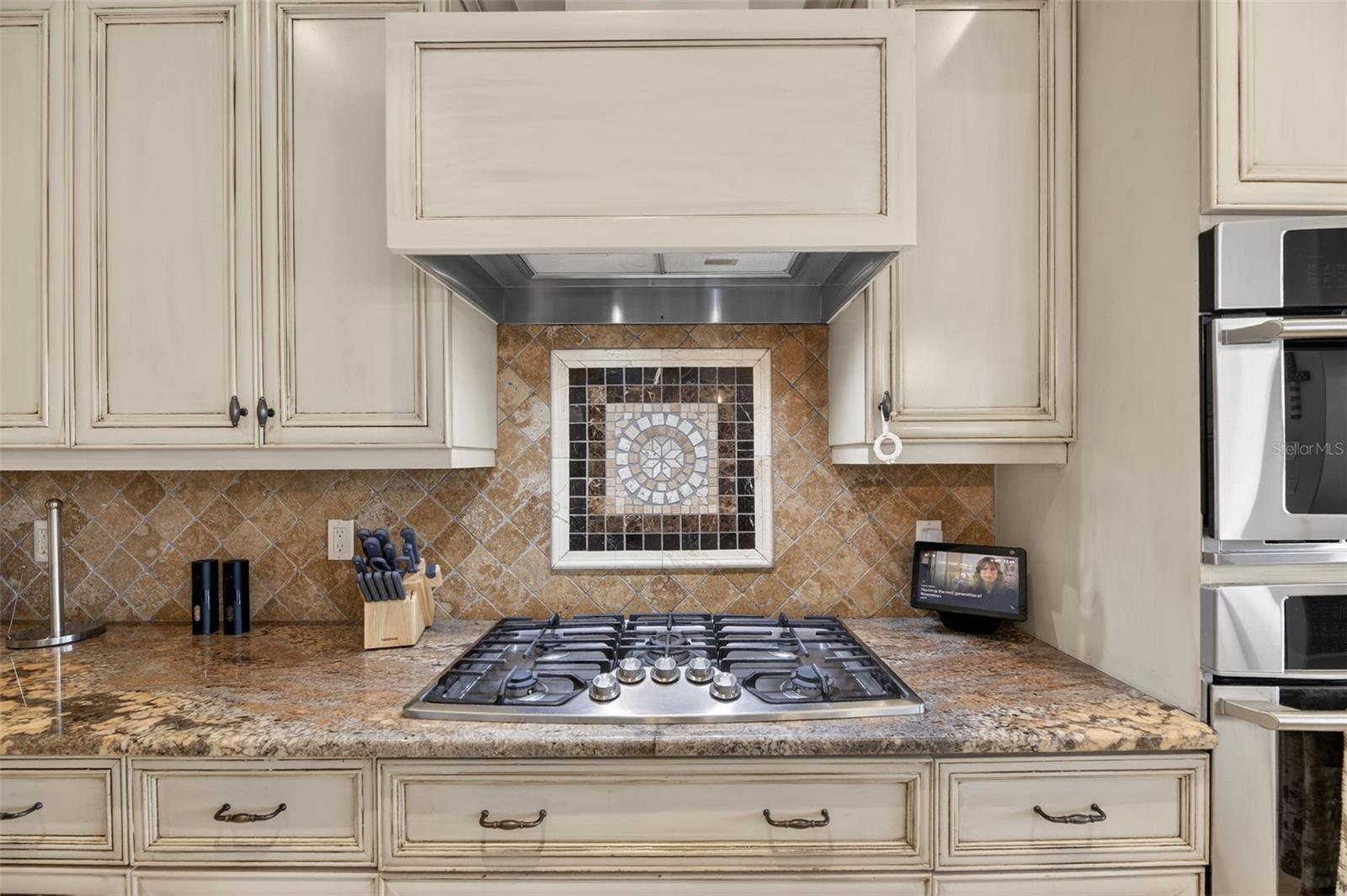 Image 15 of 100 For 912 Symphony Beach Lane