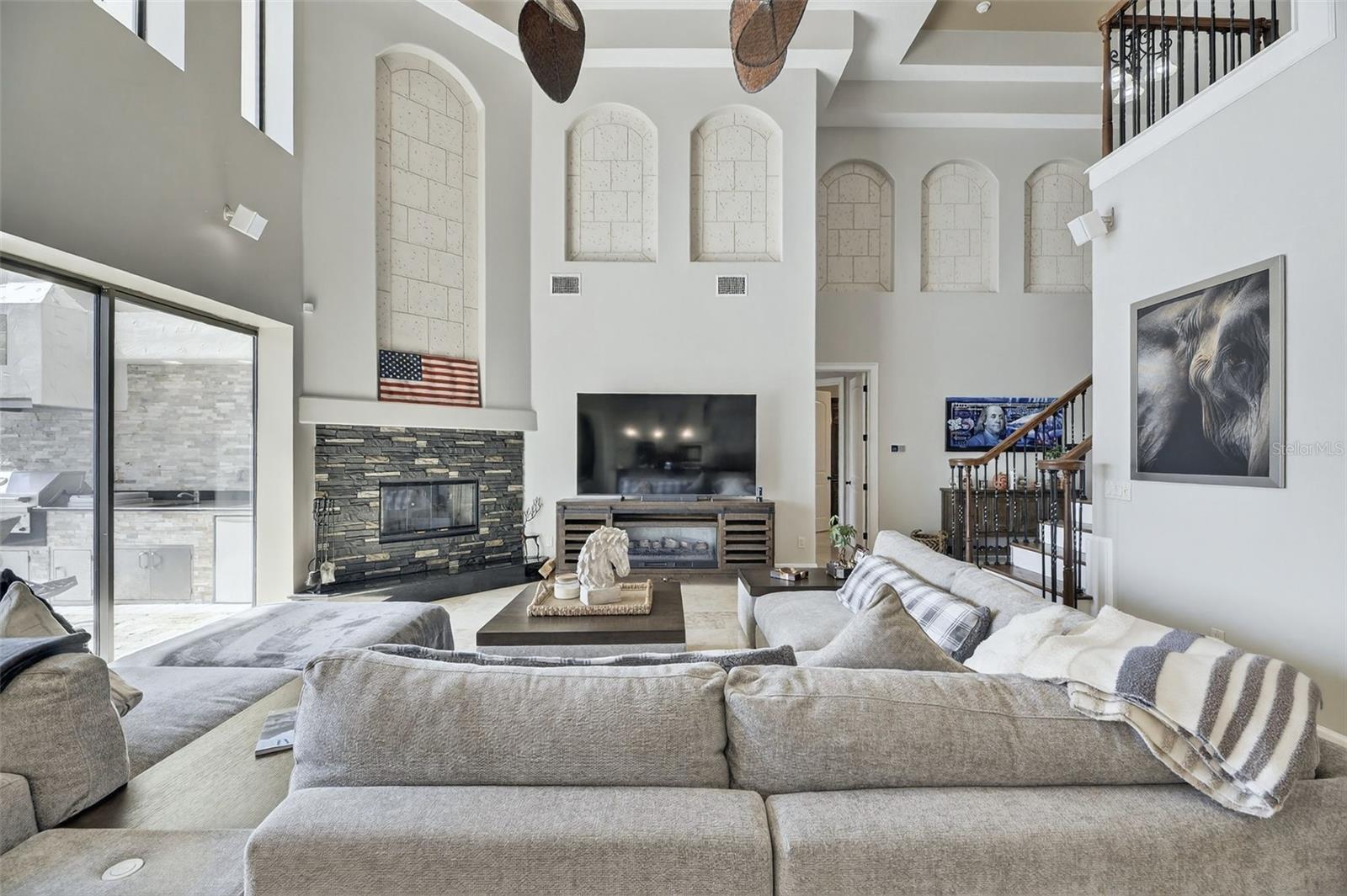 Image 29 of 100 For 912 Symphony Beach Lane