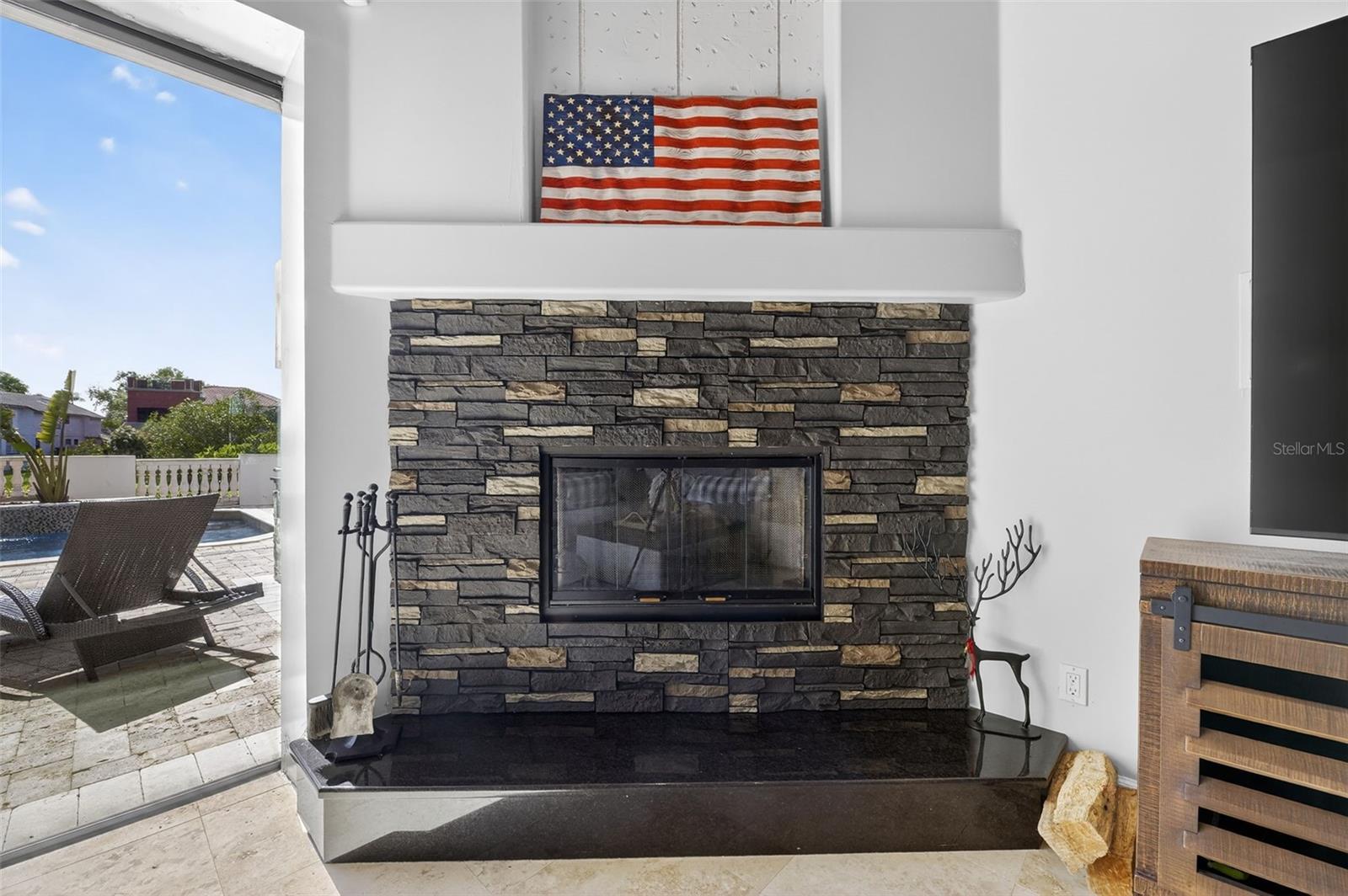 Image 30 of 100 For 912 Symphony Beach Lane