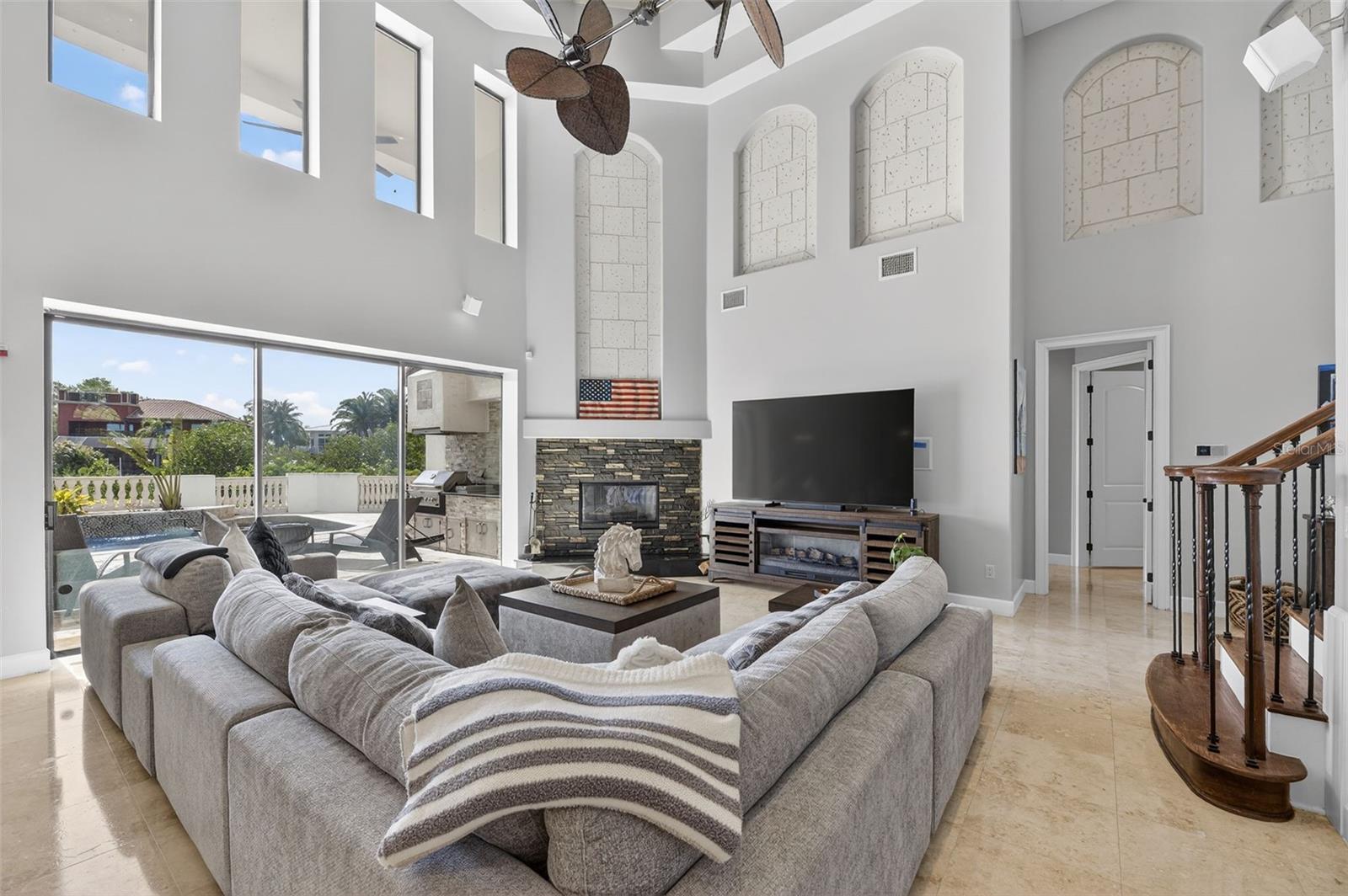 Image 35 of 100 For 912 Symphony Beach Lane