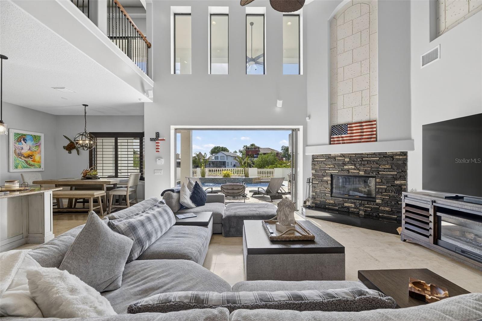 Image 37 of 100 For 912 Symphony Beach Lane