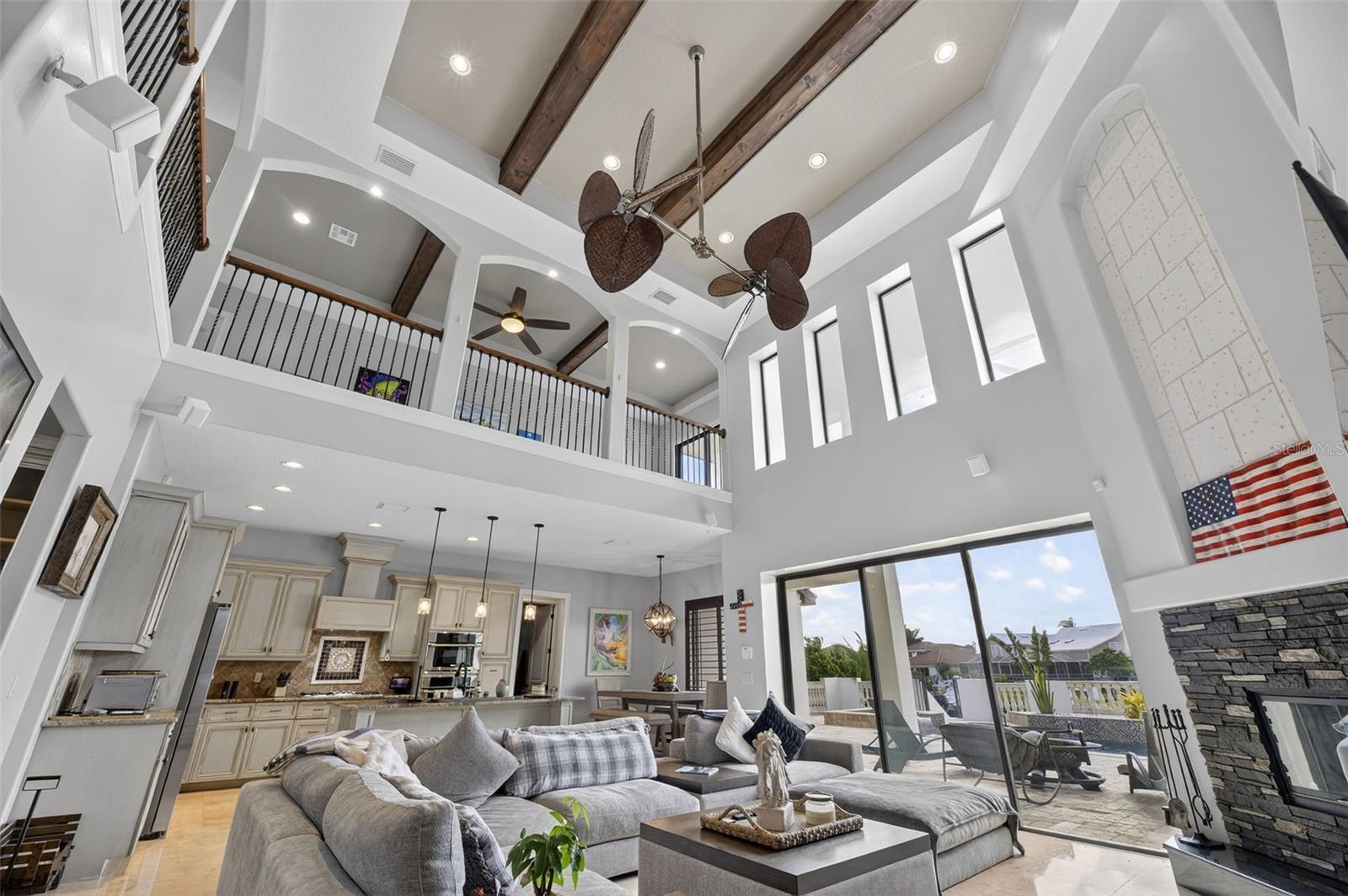 Image 39 of 100 For 912 Symphony Beach Lane