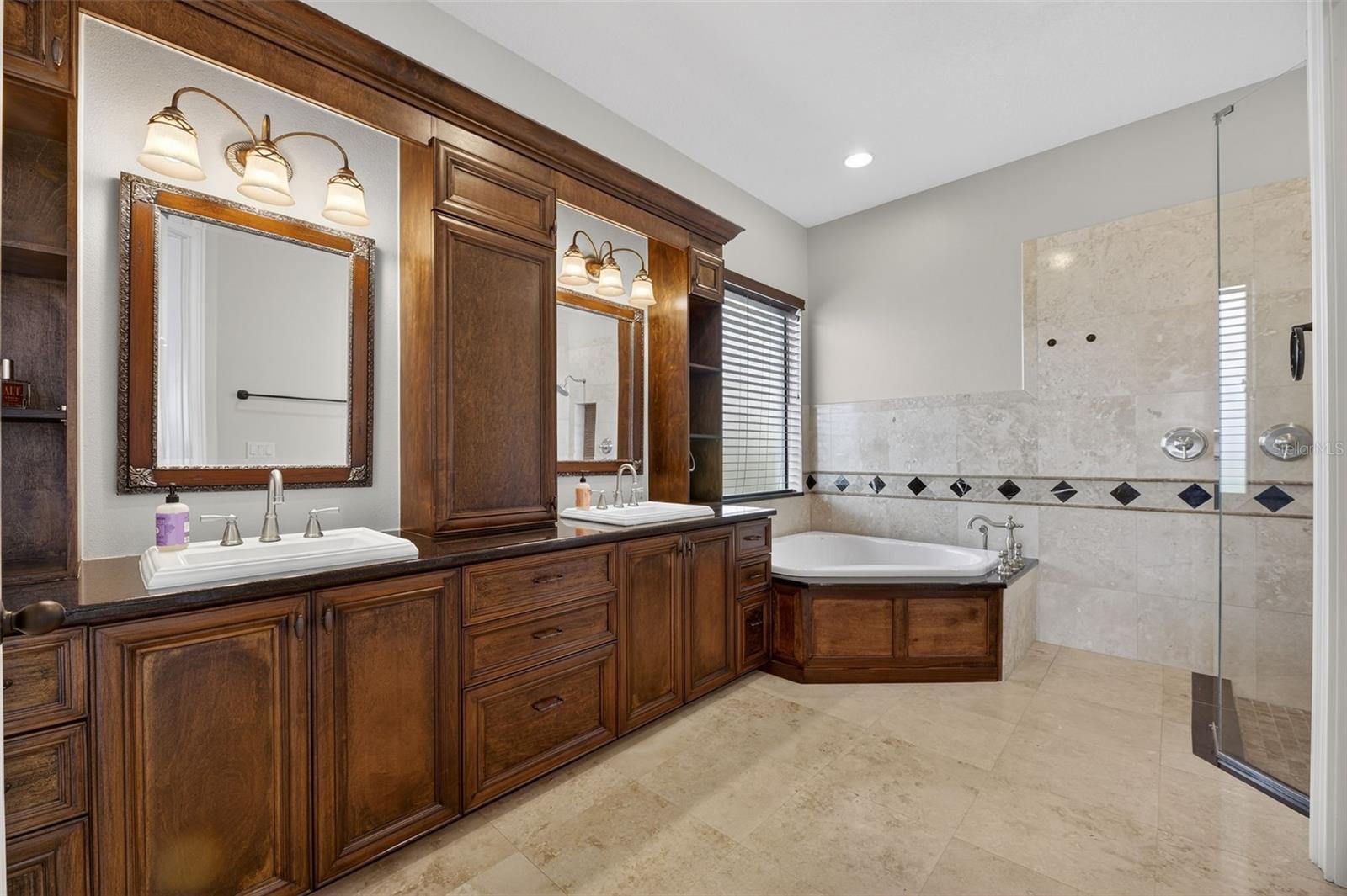 Image 46 of 100 For 912 Symphony Beach Lane