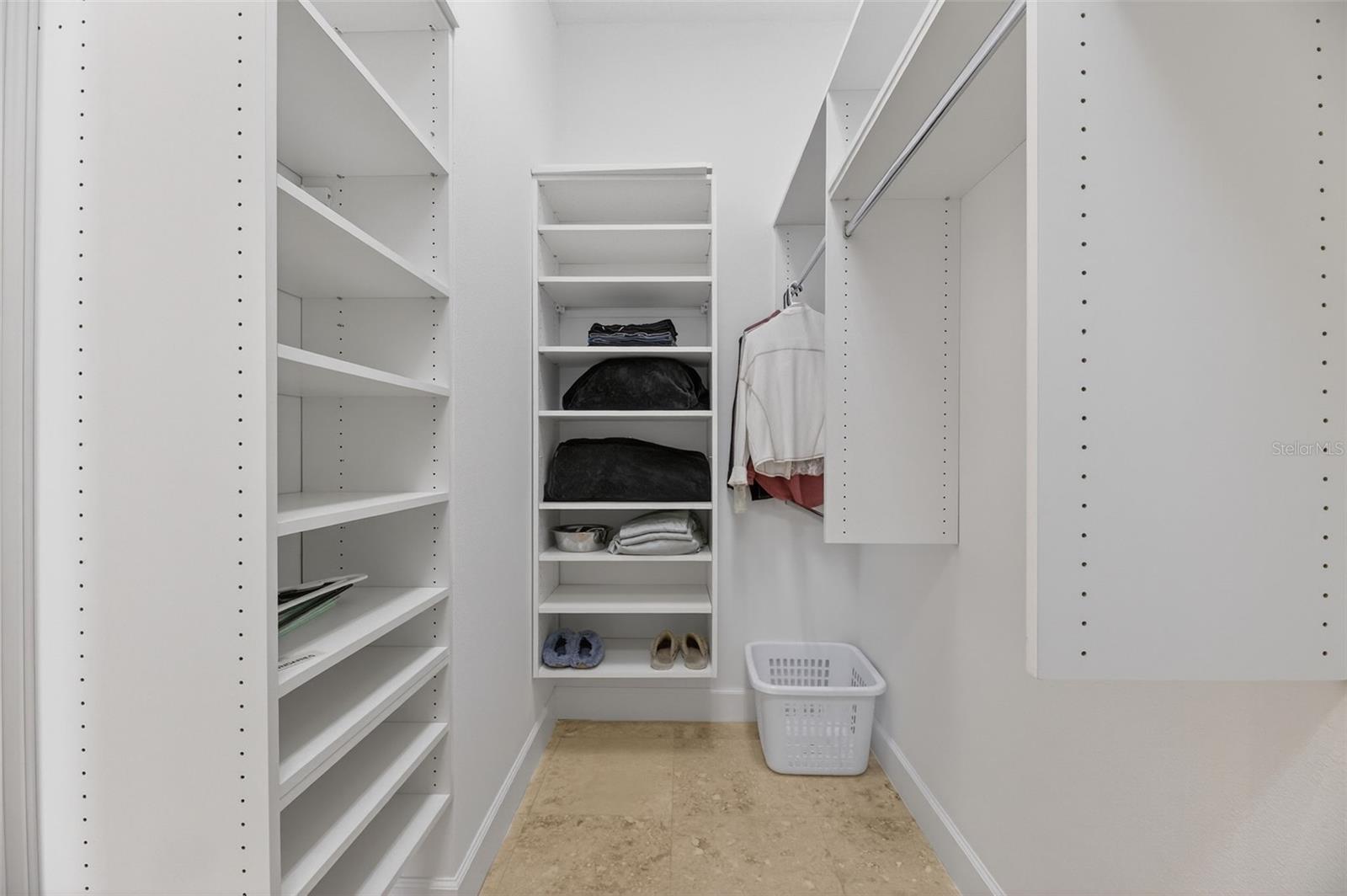 Image 49 of 100 For 912 Symphony Beach Lane