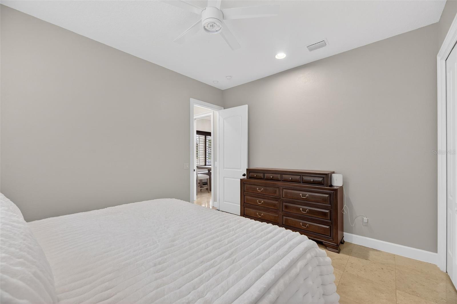 Image 53 of 100 For 912 Symphony Beach Lane