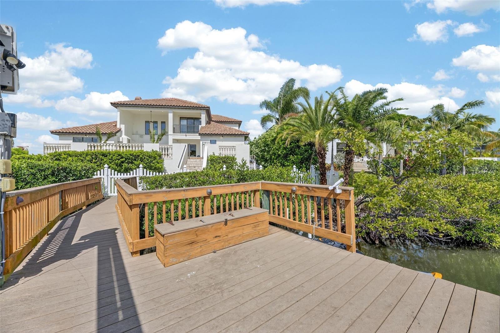 Image 6 of 100 For 912 Symphony Beach Lane