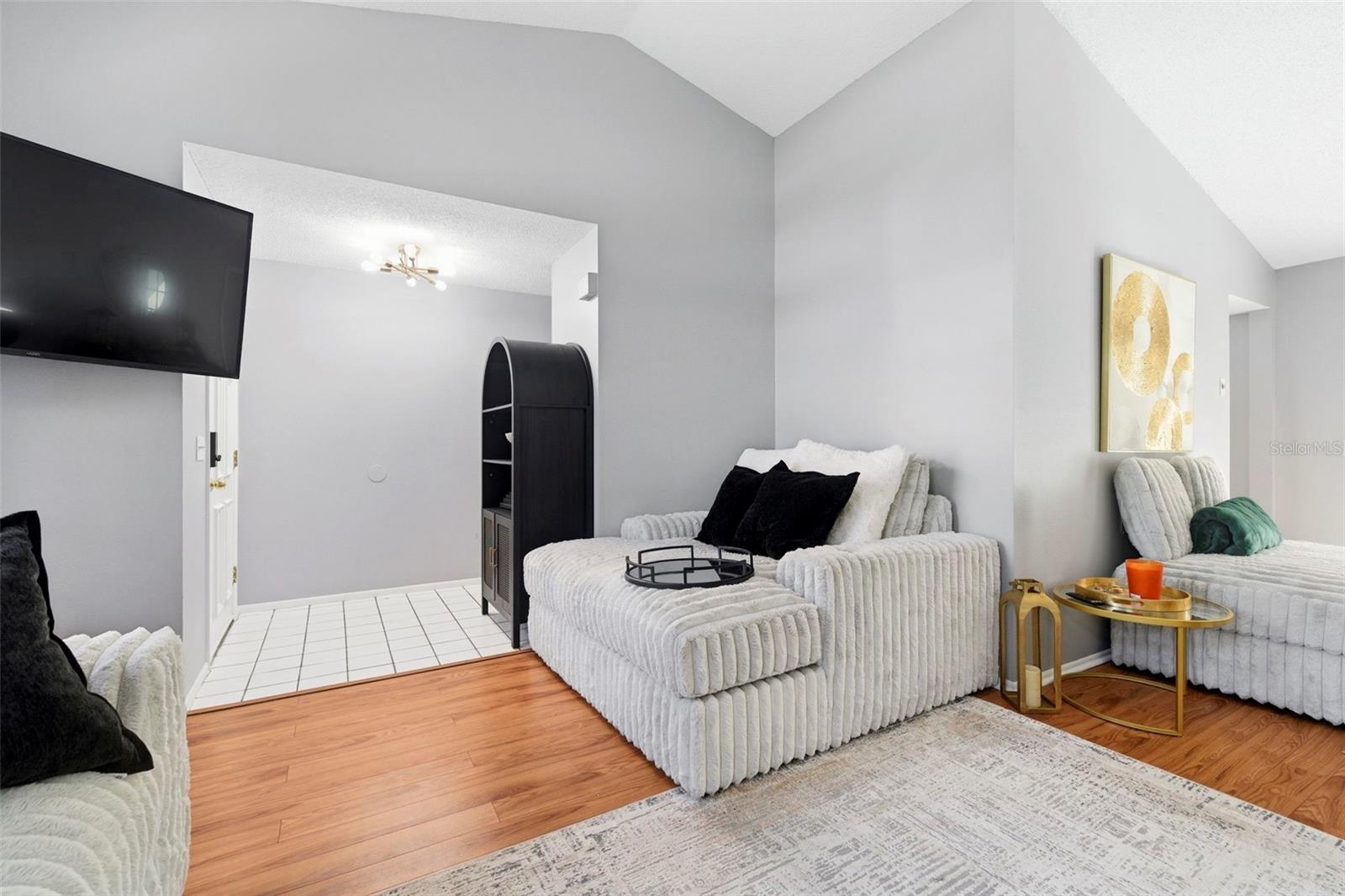 Image 15 of 70 For 9108 Tournament Drive